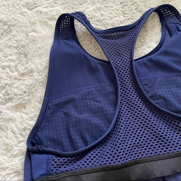 Lululemon fit physique hero blue tank top mesh back workout Athletic size 6 - Picture 10 of 13